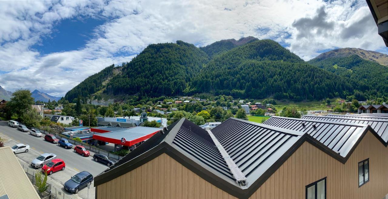 Modern 2-Bedroom Apartment 7-Mins Walk To Queenstown Extérieur photo